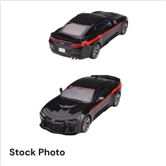 NIB Hennessey Performance Chevrolet Camaro ZL1 R/C Black w/ Red Trim 1/16 Scale - Picture 9 of 14